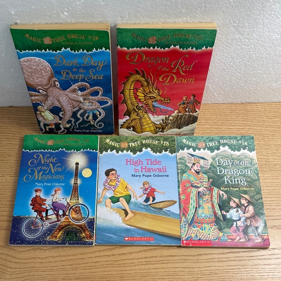 Magic Tree House Books by Mary Pope Osborne # 14, 28, 35, 37 & 39 Lot of 5 - Picture 1 of 6
